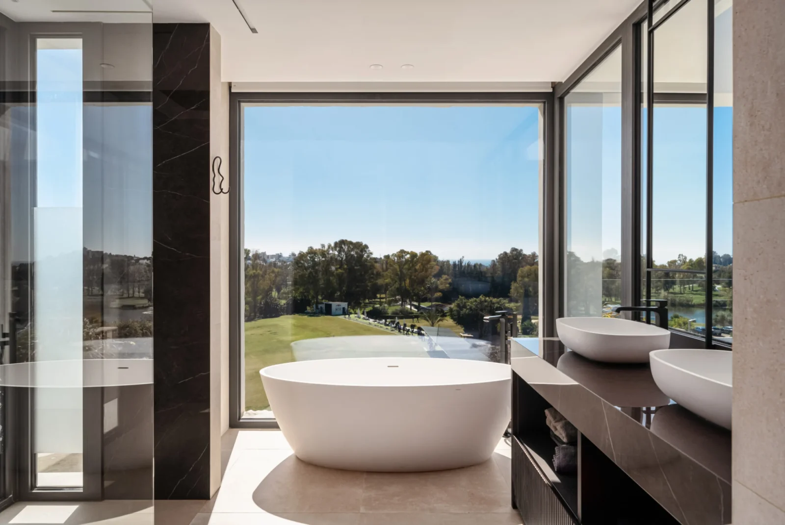 Modern 4-Bedroom Luxury Villa with Panoramic Views for Sale in La Alquería, Benahavís – photo 18