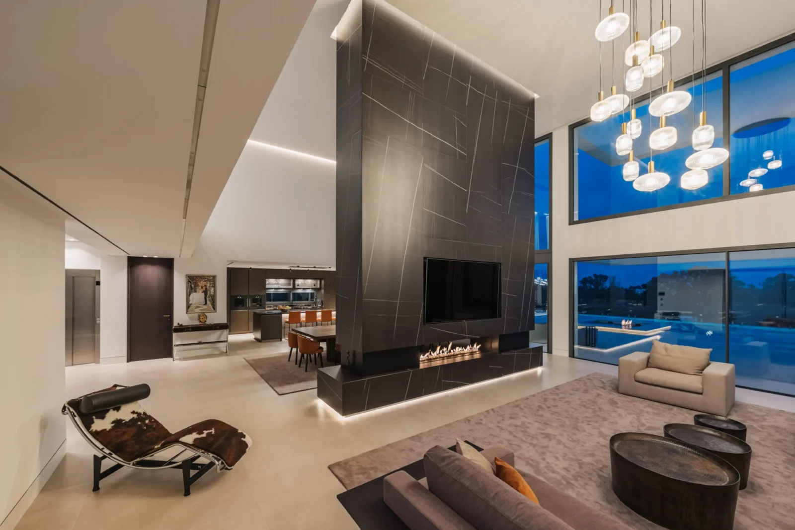 Modern 4-Bedroom Luxury Villa with Panoramic Views for Sale in La Alquería, Benahavís – photo 12