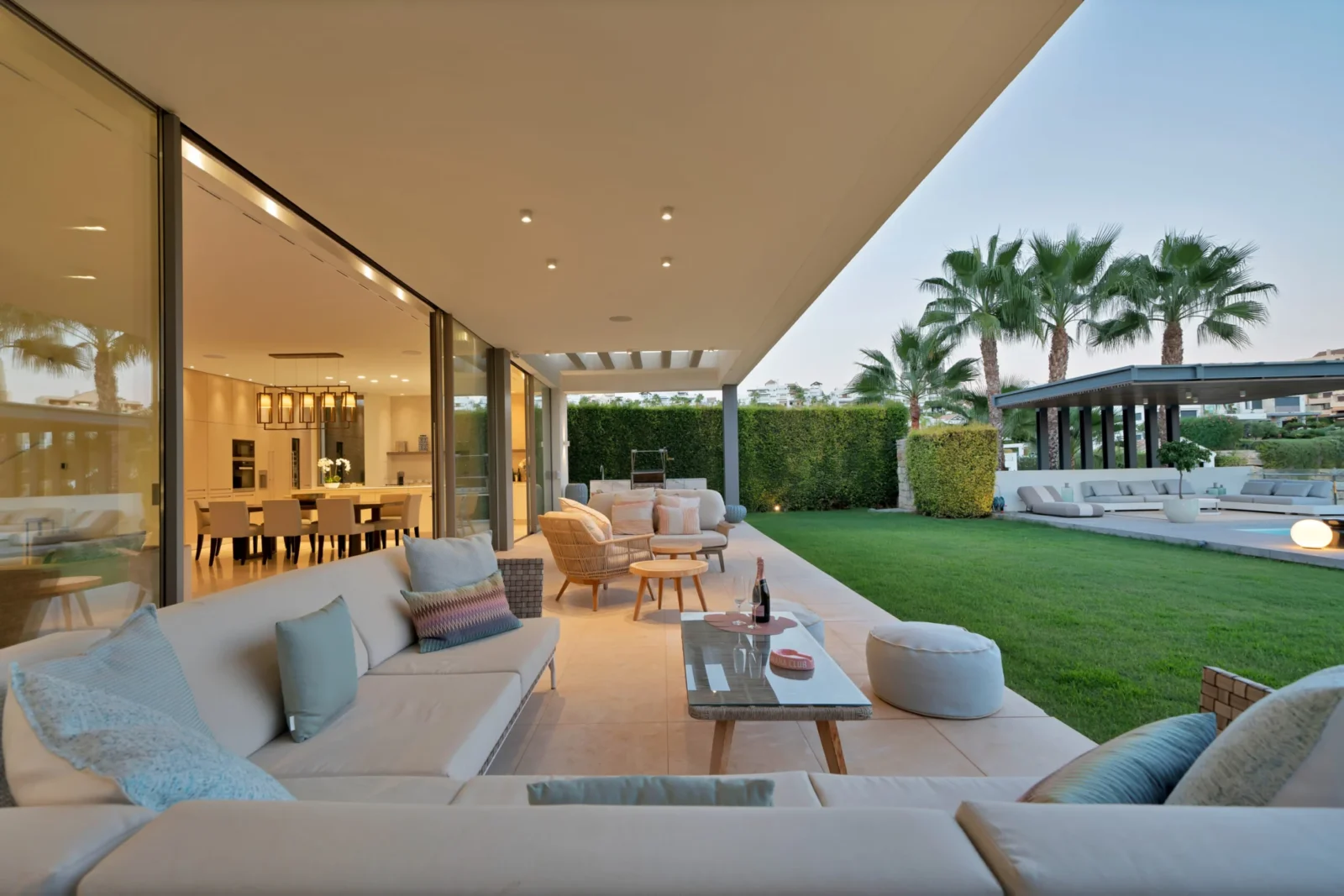 Contemporary Golf-Front Luxury Villa for Sale in Gated Atalaya, Marbella – photo 12