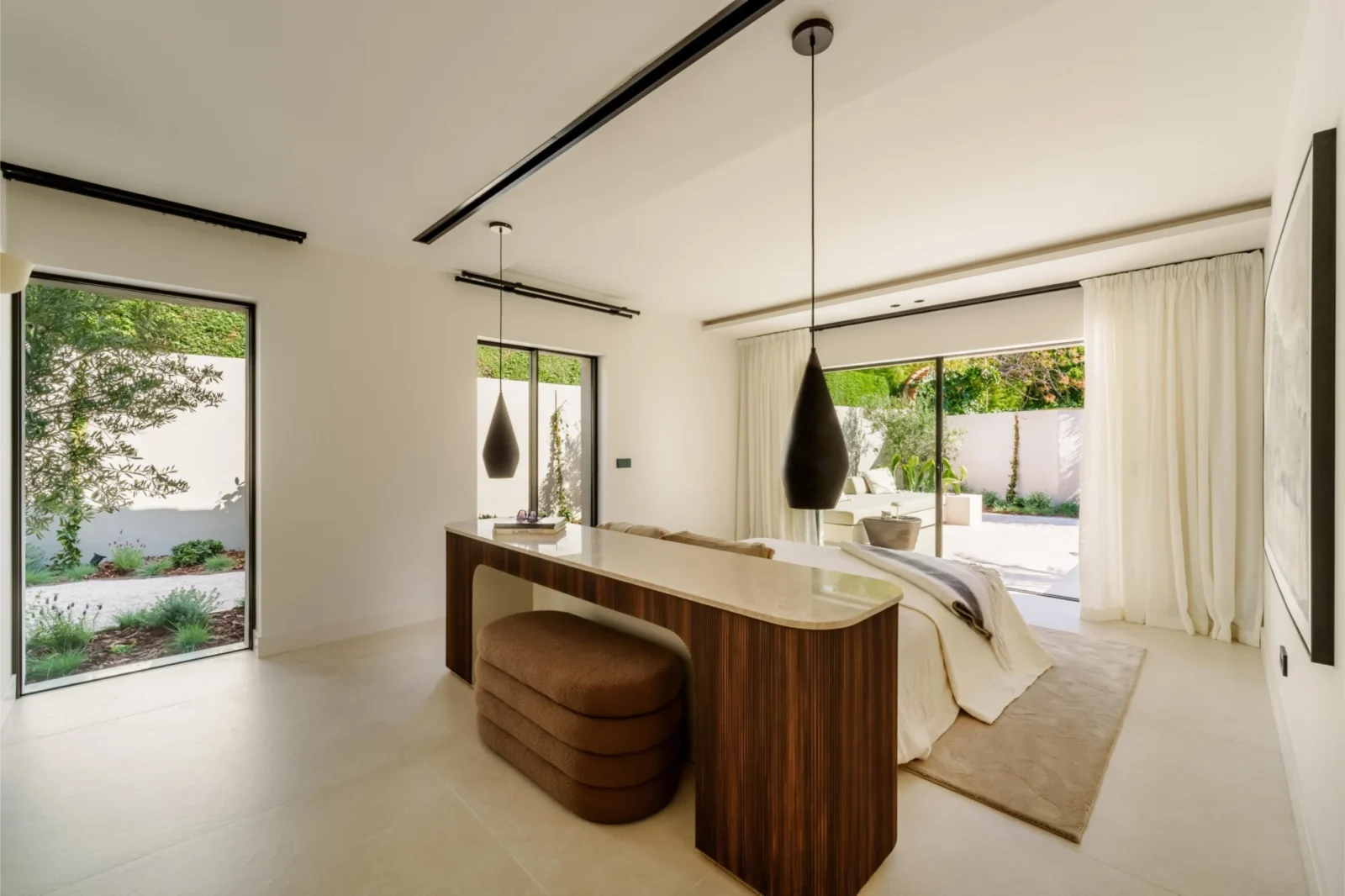 Japandi-Style Luxury Villa for Sale in Cortijo Blanco, Marbella – photo 11