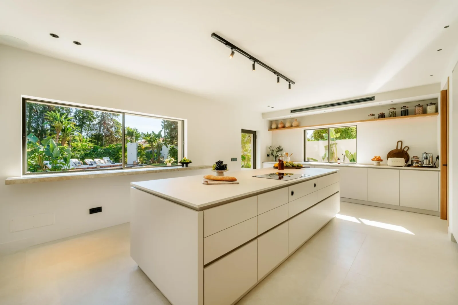 Japandi-Style Luxury Villa for Sale in Cortijo Blanco, Marbella – photo 16