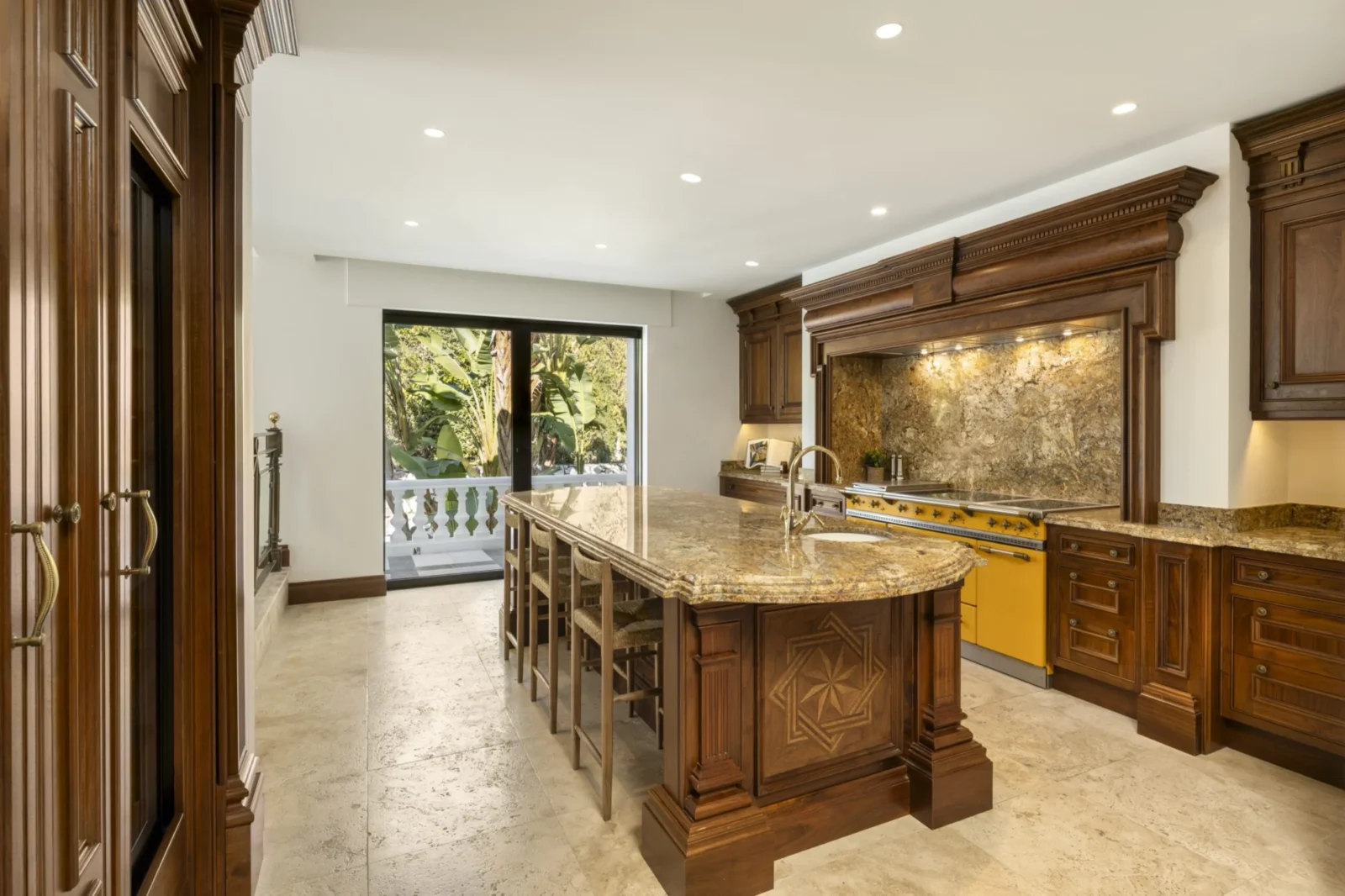 Alhambra Palace – Luxury Villa for Sale in Nueva Andalucía’s Prestigious Golf Valley, Marbella – photo 7