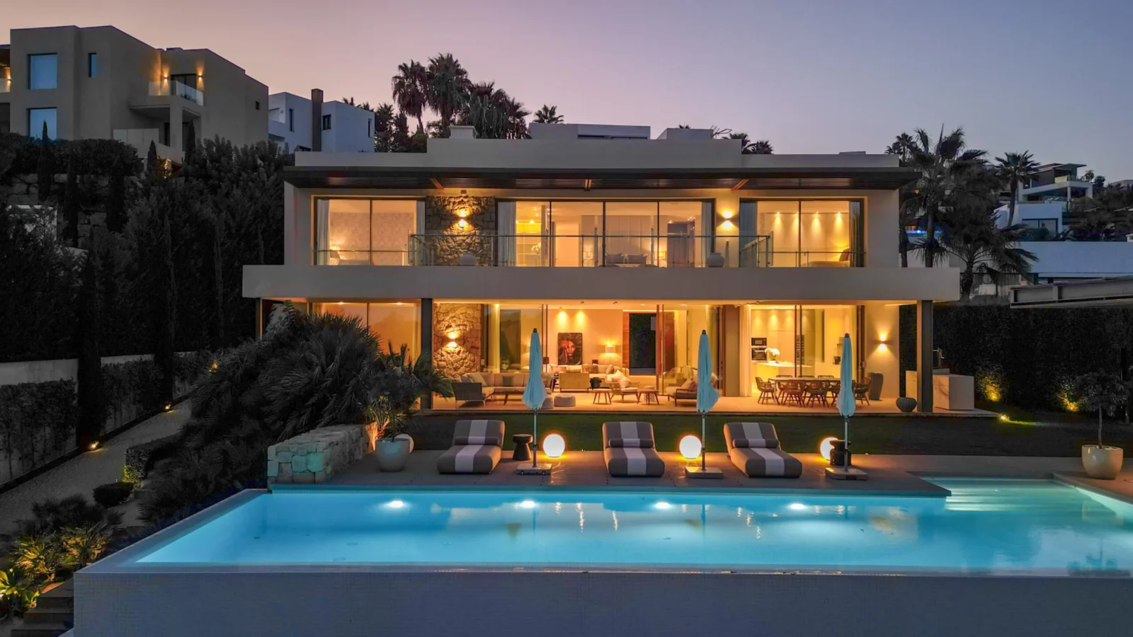 Contemporary Golf-Front Luxury Villa for Sale in Gated Atalaya, Marbella – photo 3