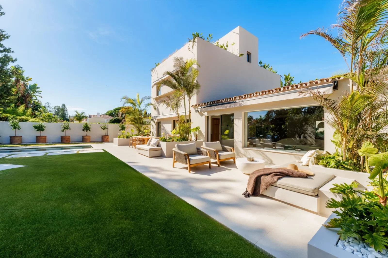 Japandi-Style Luxury Villa for Sale in Cortijo Blanco, Marbella – photo 25