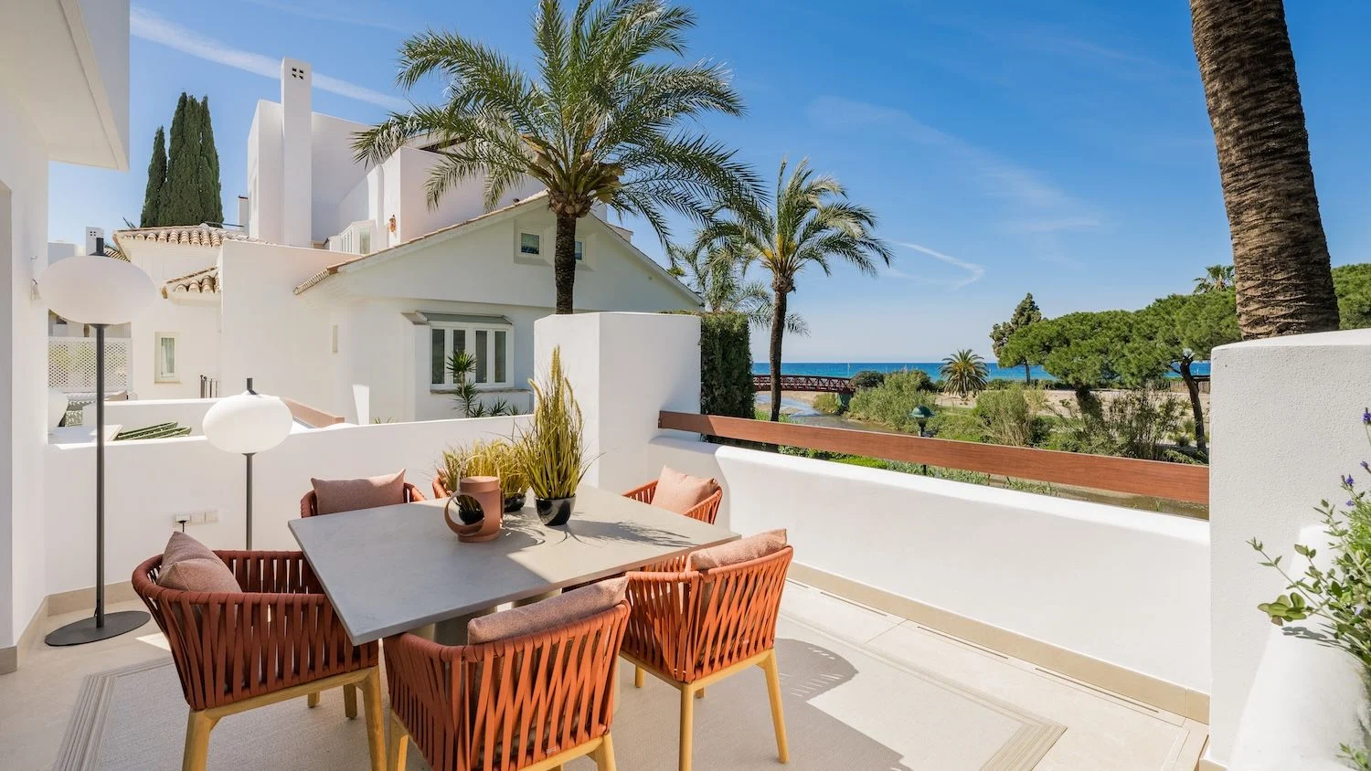 Newly Renovated Luxury Apartment with Sea Views in Los Monteros Palm Beach, Marbella East – photo 26