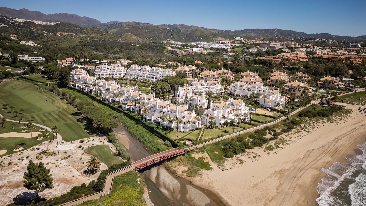 Newly Renovated Luxury Apartment with Sea Views in Los Monteros Palm Beach, Marbella East – photo 28