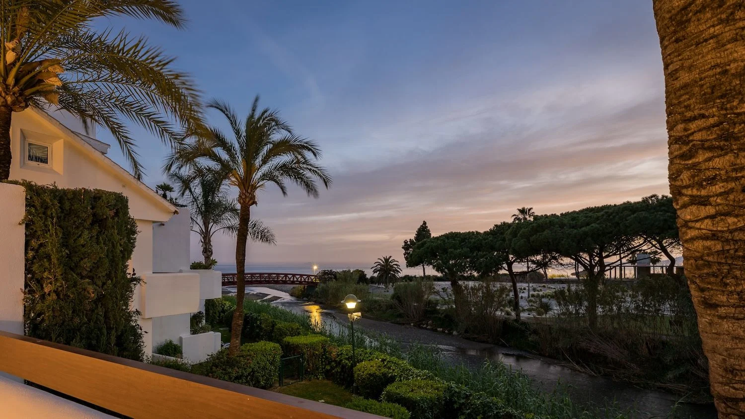 Newly Renovated Luxury Apartment with Sea Views in Los Monteros Palm Beach, Marbella East – photo 24