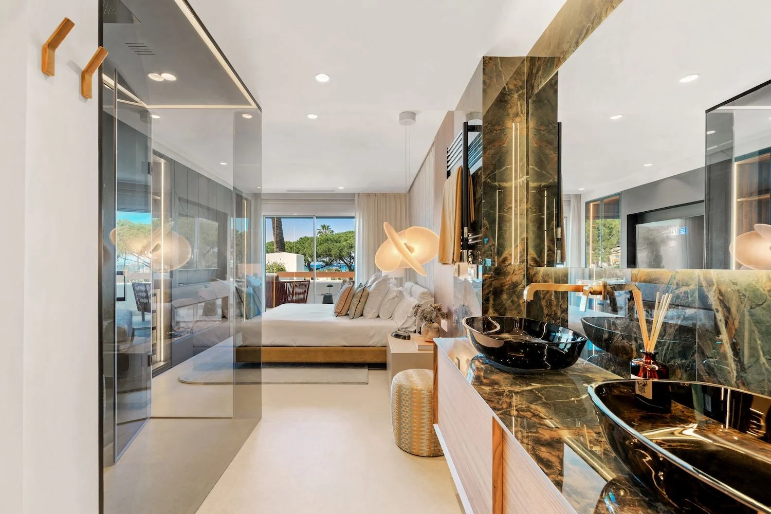 Newly Renovated Luxury Apartment with Sea Views in Los Monteros Palm Beach, Marbella East – photo 16