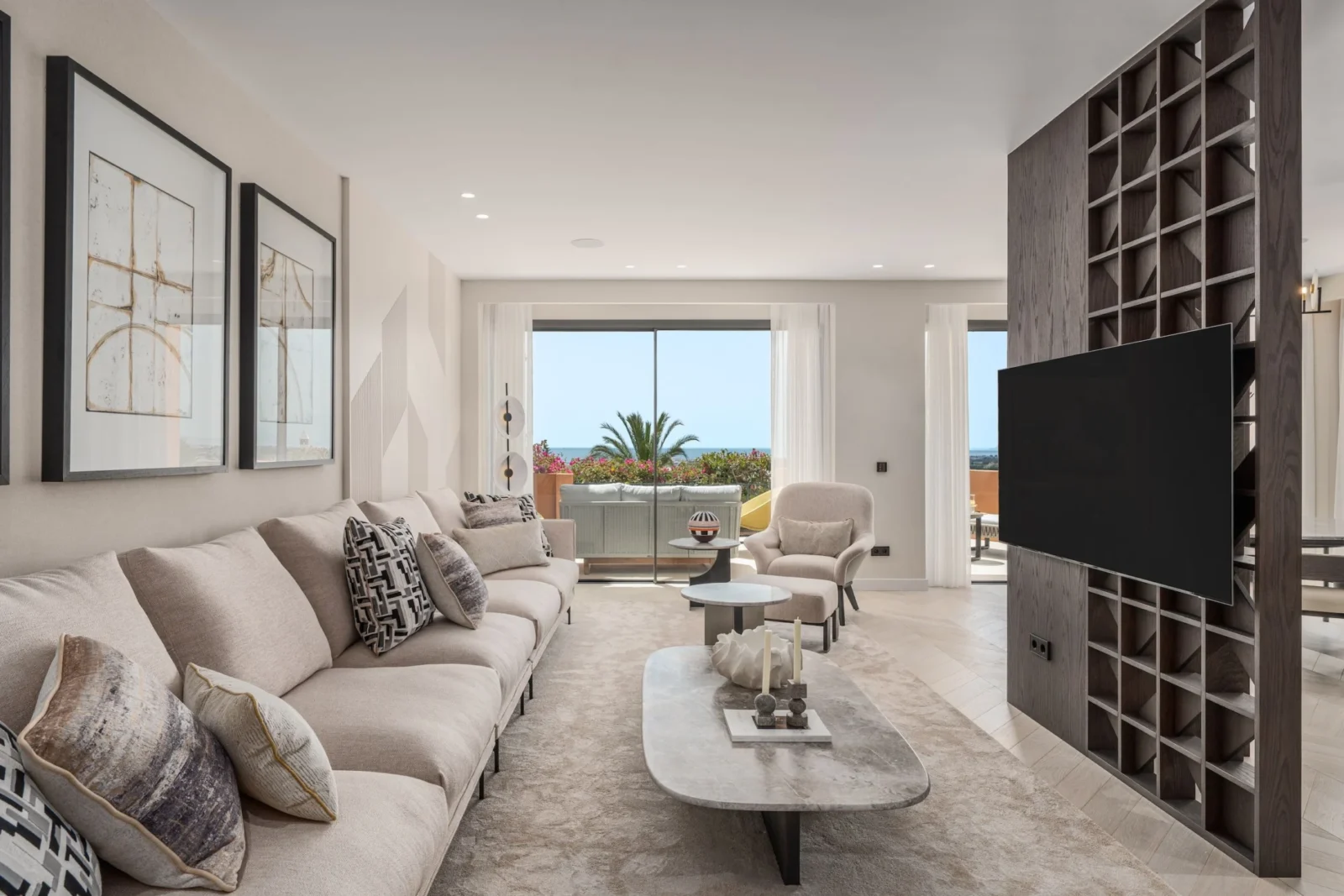 Elegant 4-Bedroom Apartment with Sea Views in Les Belvederes, Nueva Andalucía – photo 7