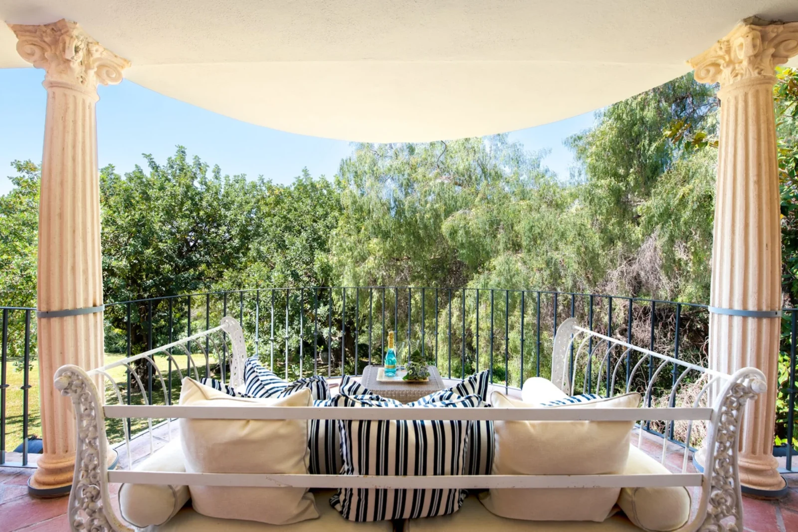 Private Estate with Development Potential in Los Picos, Marbella Golden Mile – photo 6