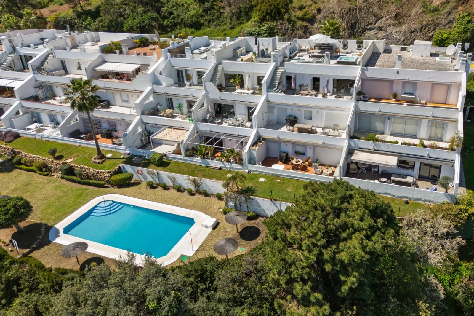 Penthouse with Panoramic Sea & Mountain Views for Sale in La Quinta, Marbella – photo 29