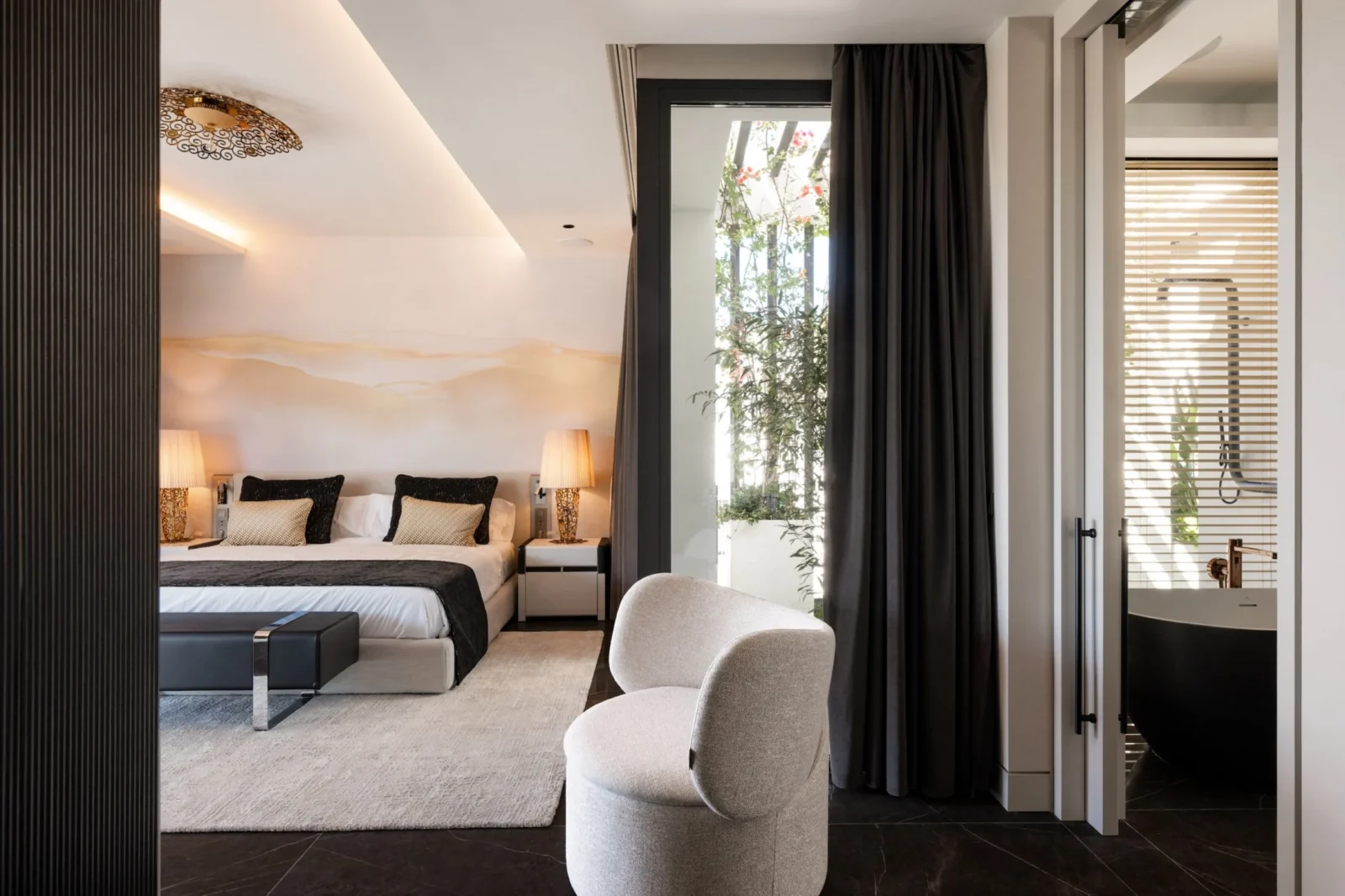 Luxury Smart Villa in Casablanca Marbella Steps from the Beach – photo 8
