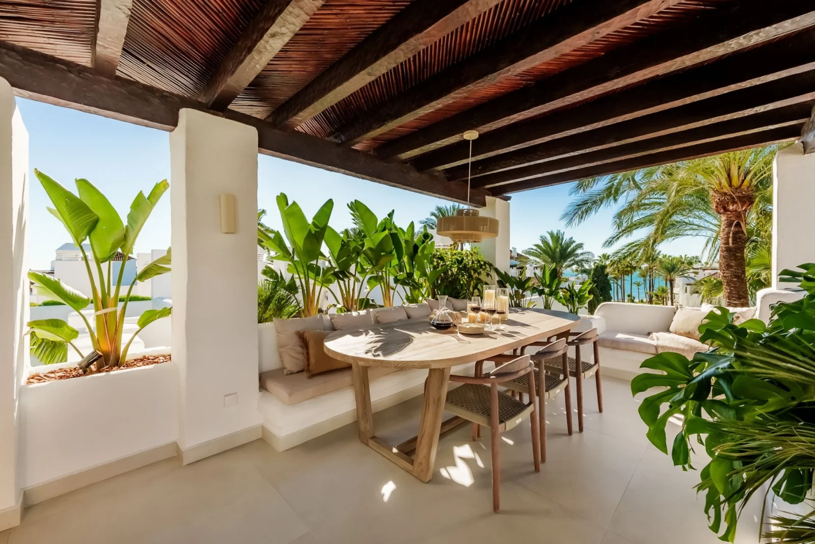 Luxury Sea-View Penthouse Duplex for Sale in Alcazaba Beach, Estepona – photo 15