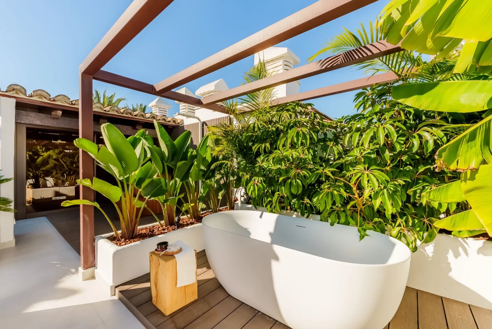 Luxury Sea-View Penthouse Duplex for Sale in Alcazaba Beach, Estepona – photo 6