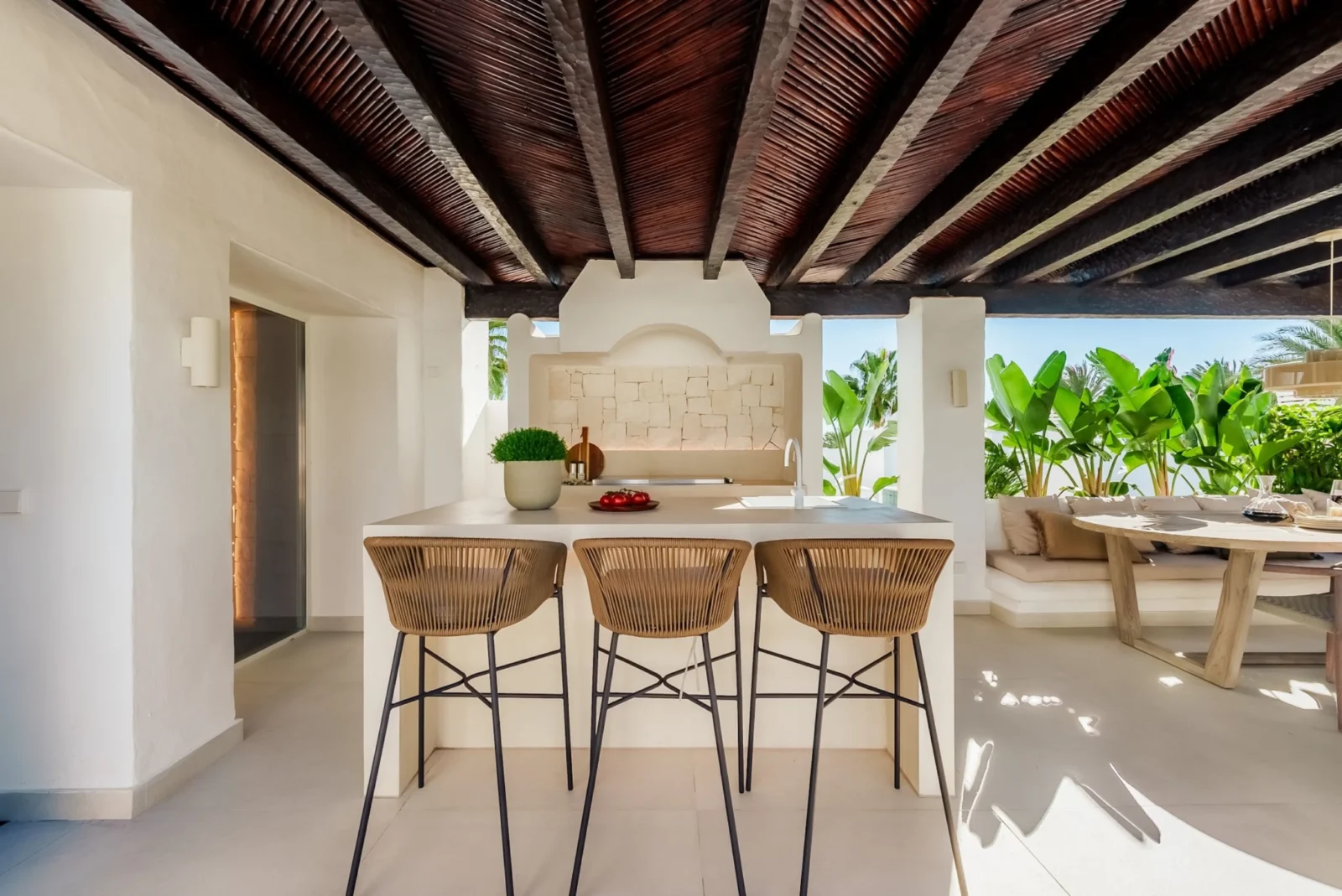 Luxury Sea-View Penthouse Duplex for Sale in Alcazaba Beach, Estepona – photo 13