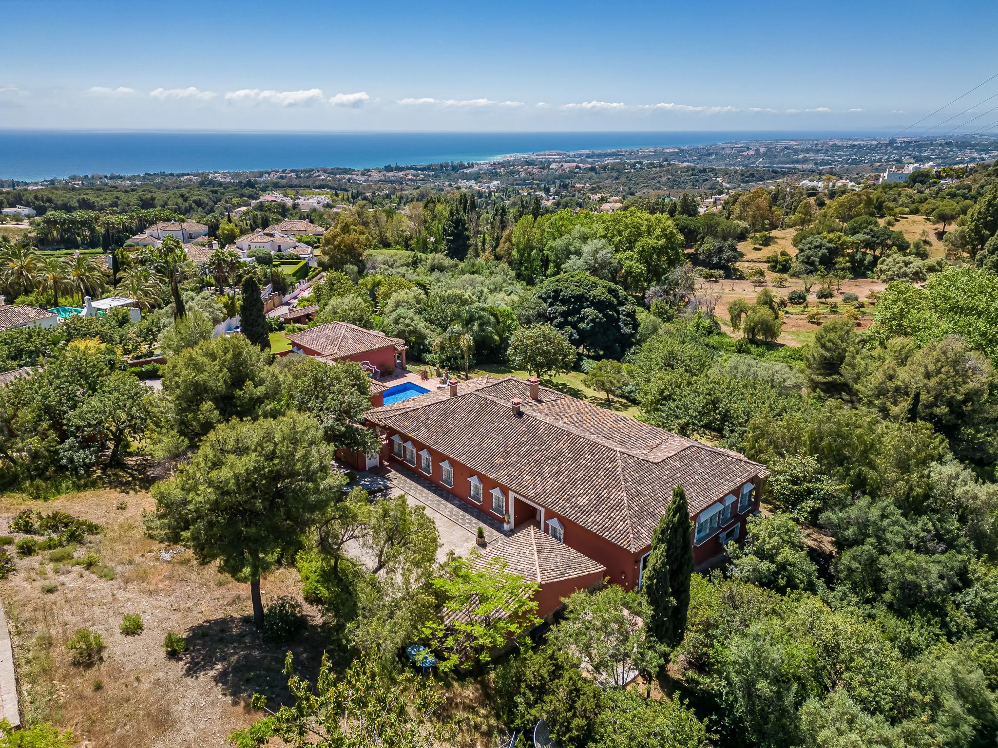 Private Estate with Development Potential in Los Picos, Marbella Golden Mile – photo 26