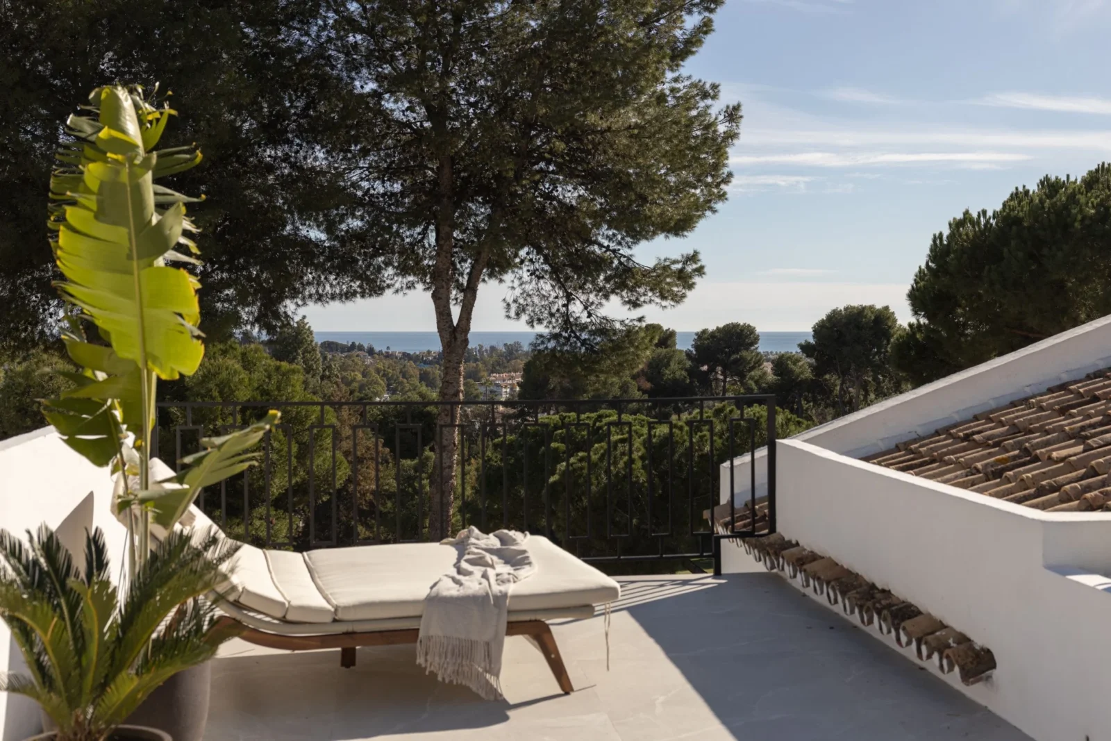 Luxury 5-Bedroom Golf-Front Villa “Nami” for Sale in Nueva Andalucía – photo 28