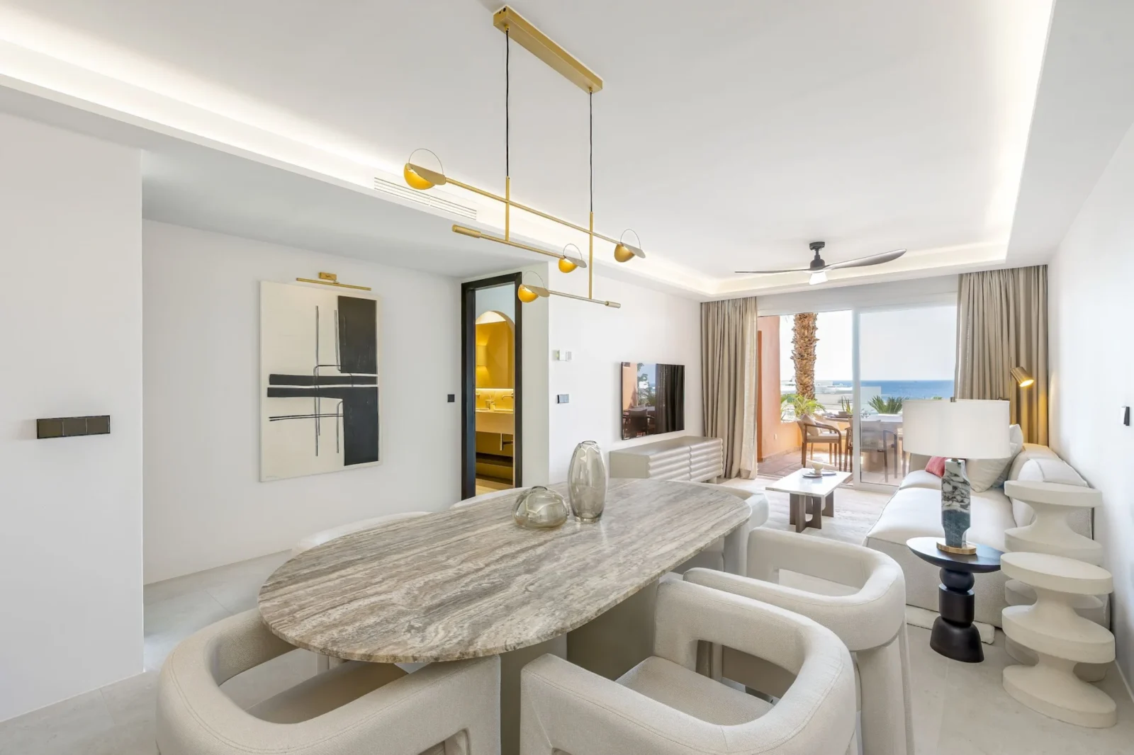 Luxury Sea View Apartment on Marbella’s Golden Mile, 300m from the Beach – photo 4