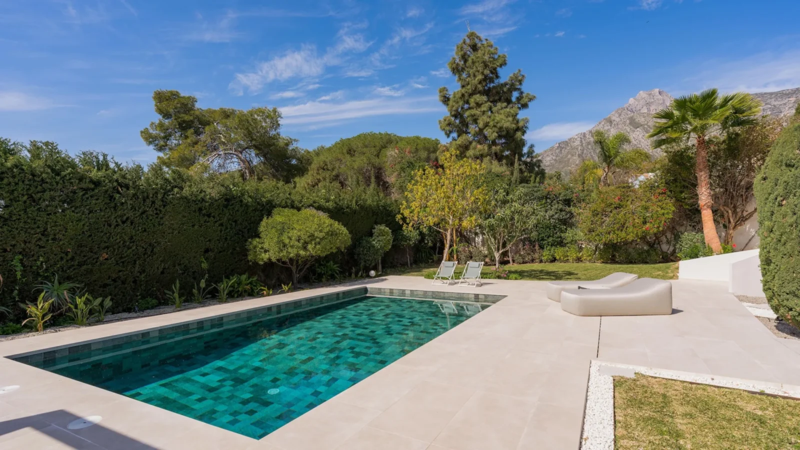 Eco-Luxury Villa with Panoramic Sea & Mountain Views in Prestigious Nagüeles, Marbella – photo 28