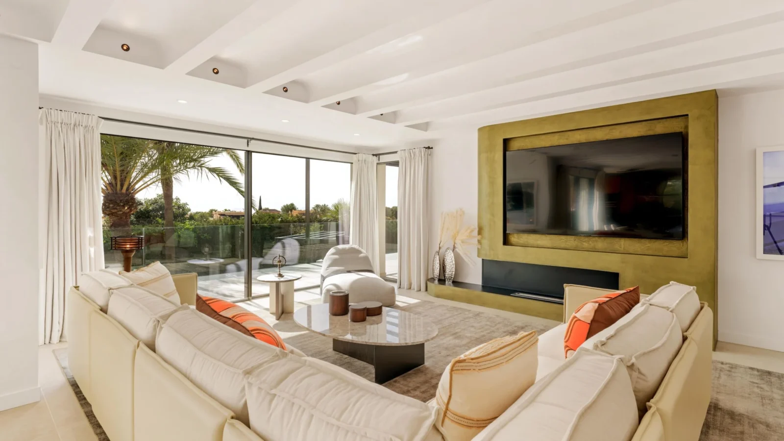 Eco-Luxury Villa with Panoramic Sea & Mountain Views in Prestigious Nagüeles, Marbella – photo 7