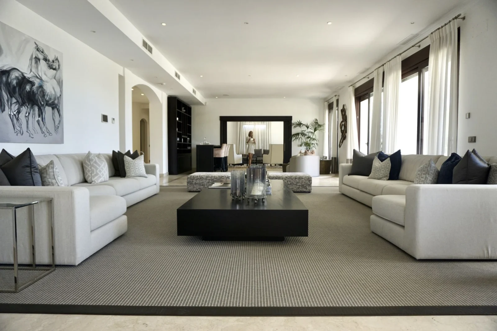 Modern Mansion on Expansive Private Plot Near Guadalmina Alta, Marbella – photo 9