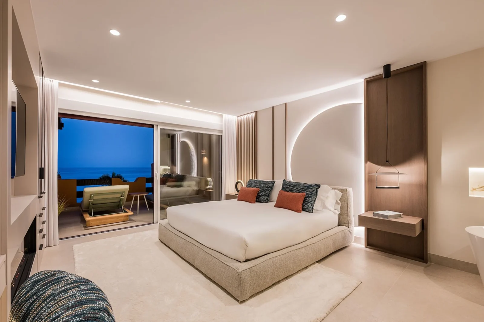 Granados 221: Fully Renovated Beachfront Apartment with Panoramic Sea View – photo 19