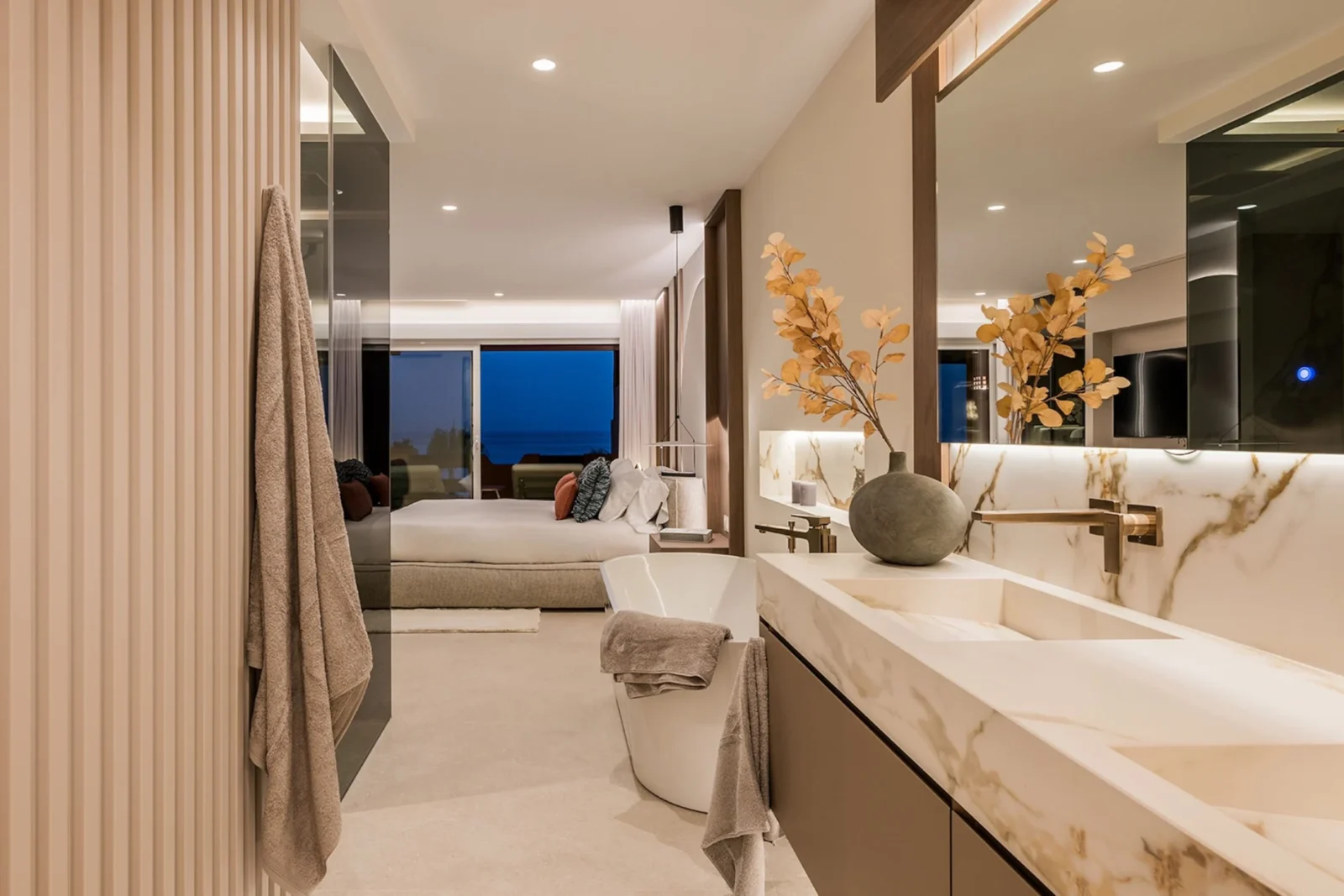 Granados 221: Fully Renovated Beachfront Apartment with Panoramic Sea View – photo 27