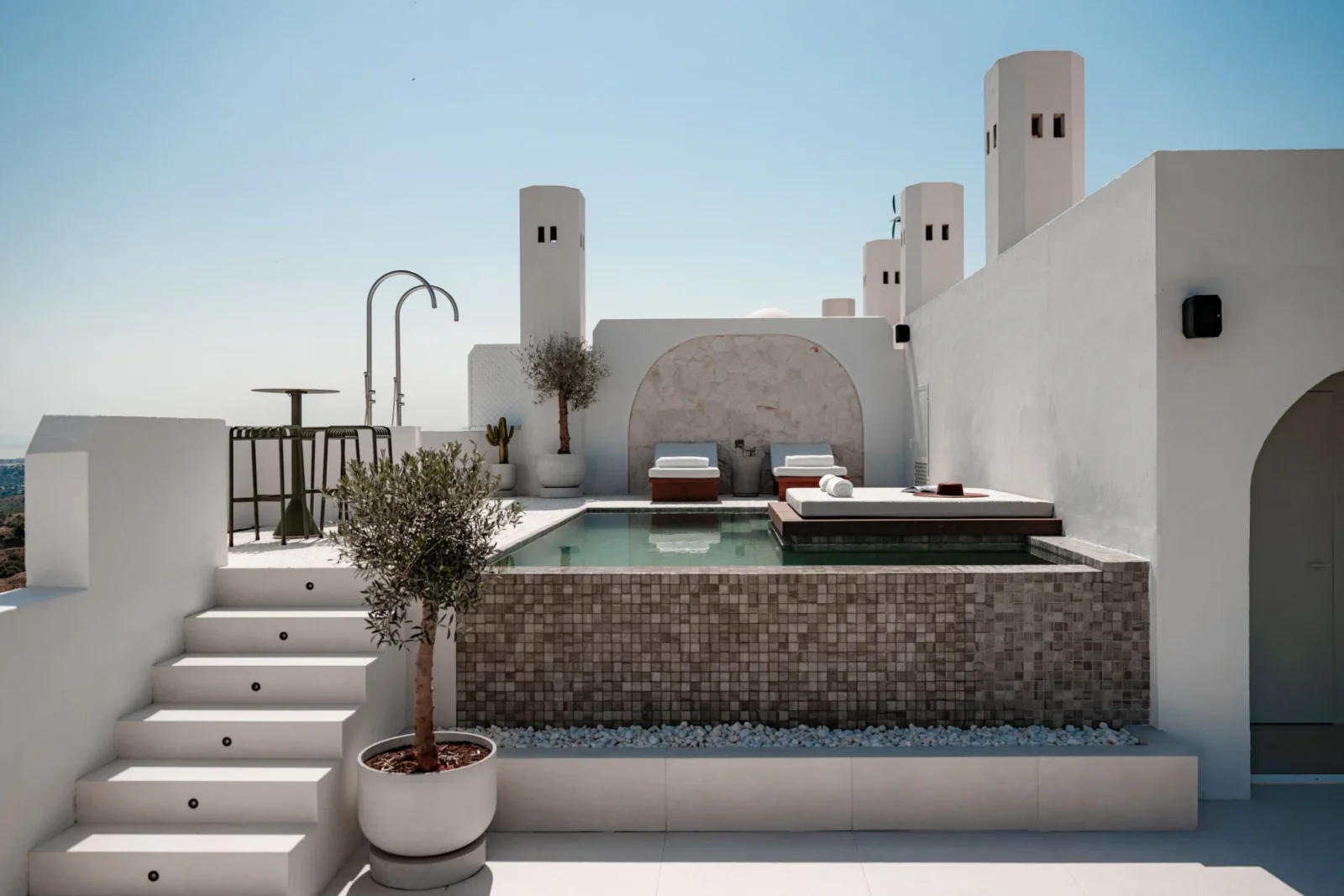 Panoramic Sea-View Penthouse with Rooftop Pool on Marbella’s Golden Mile – photo 19