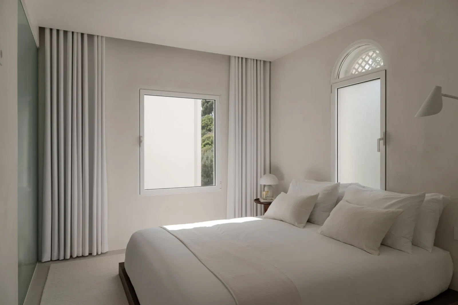 Panoramic Sea-View Penthouse with Rooftop Pool on Marbella’s Golden Mile – photo 8