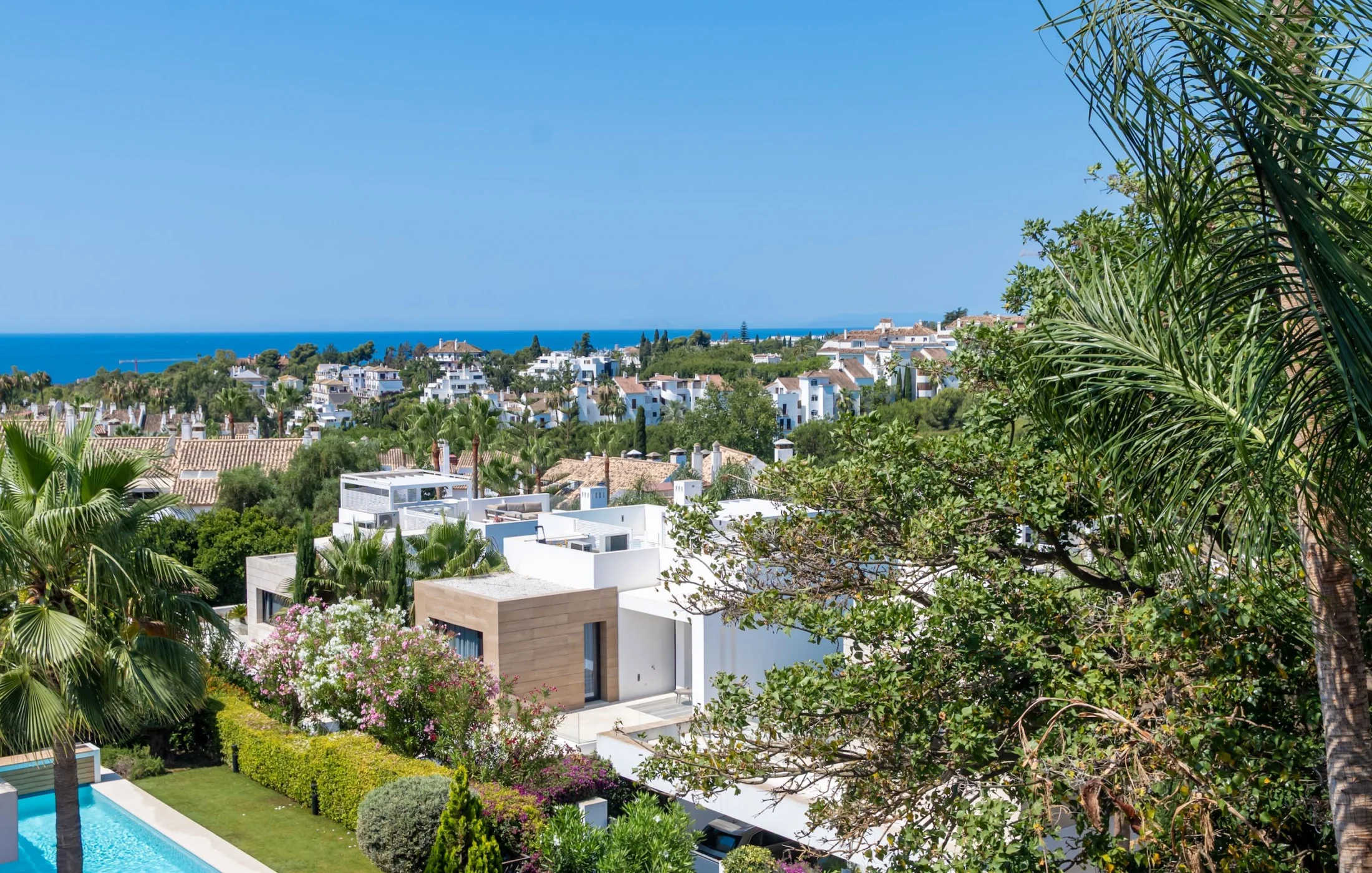 Why Marbella Continues to Attract International Property Buyers in 2025