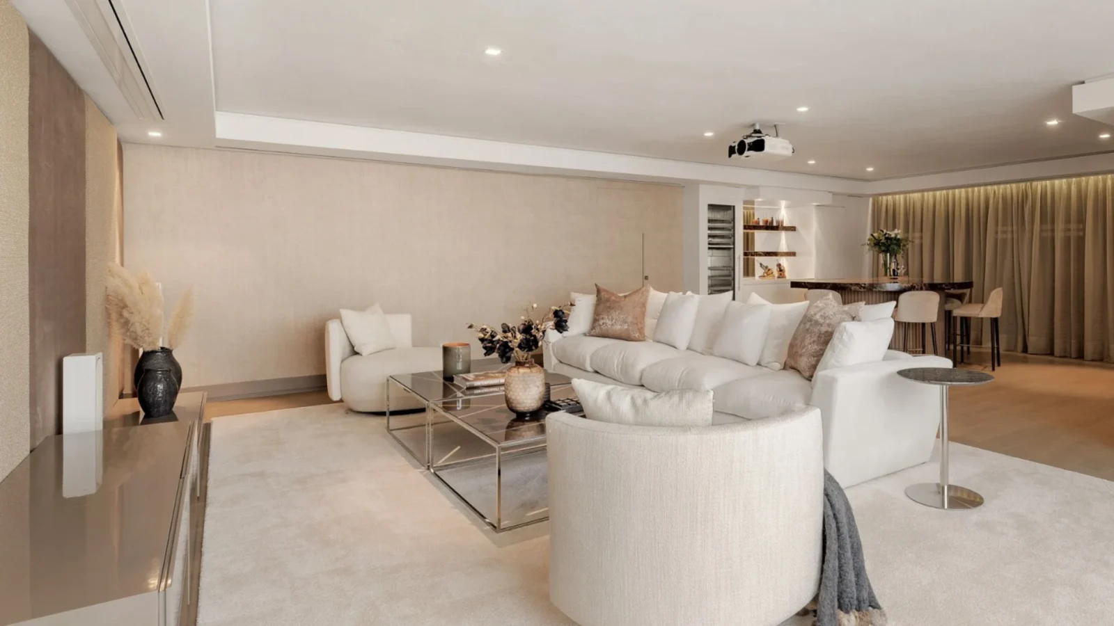 Contemporary Luxury Villa at Puente Romano Beach Resort, Marbella – photo 11