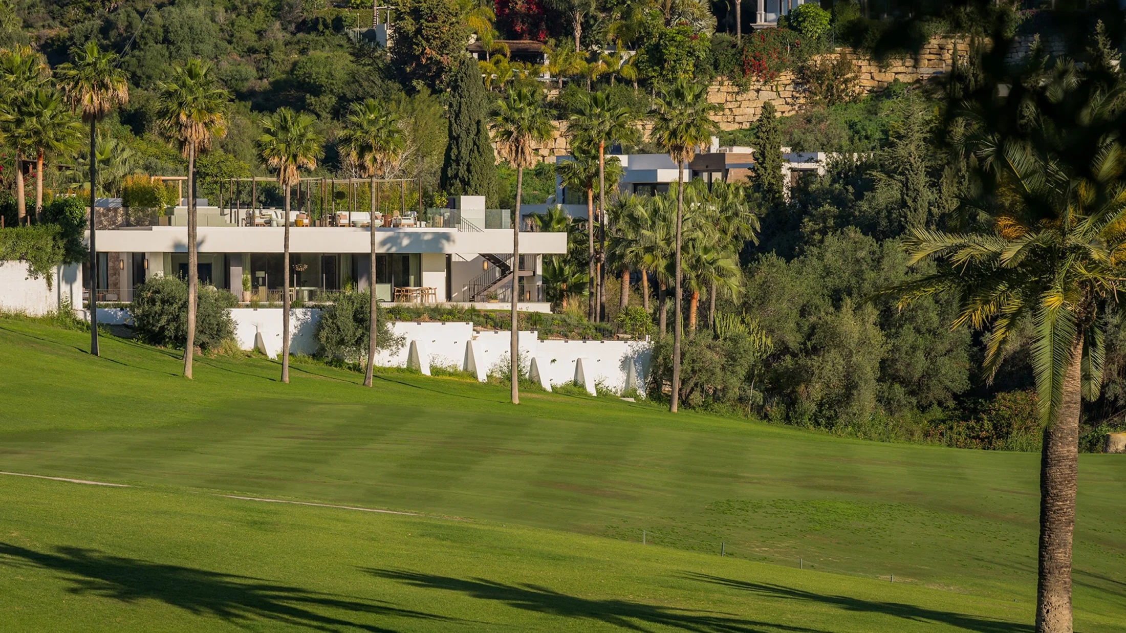 Frontline Golf Design Villa for Sale in Los Naranjos – Luxury Entertainment Home with Rooftop Cinema and Golf Access – photo 41