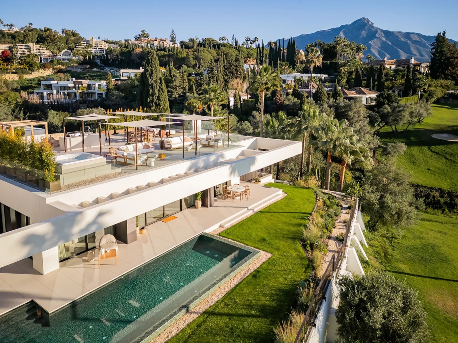 Frontline Golf Design Villa for Sale in Los Naranjos – Luxury Entertainment Home with Rooftop Cinema and Golf Access – photo 30