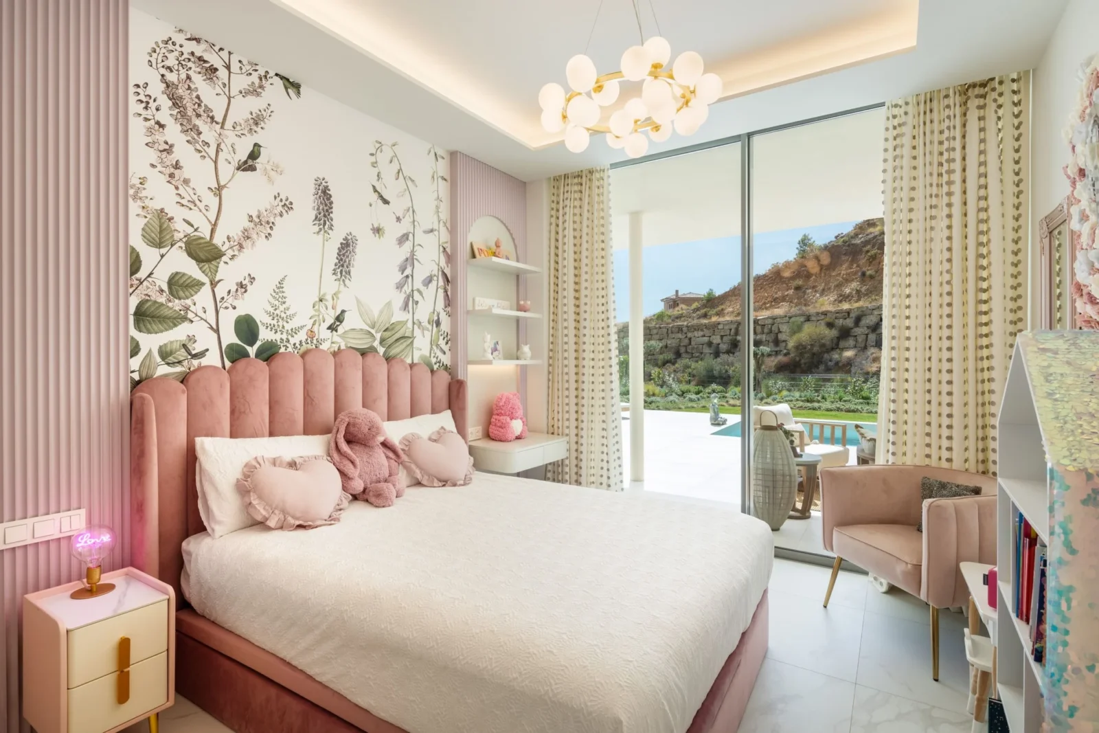 Luxury 3 Bedroom Apartment with Private Pool and Panoramic Sea Views in Reserva del Higuerón – photo 6