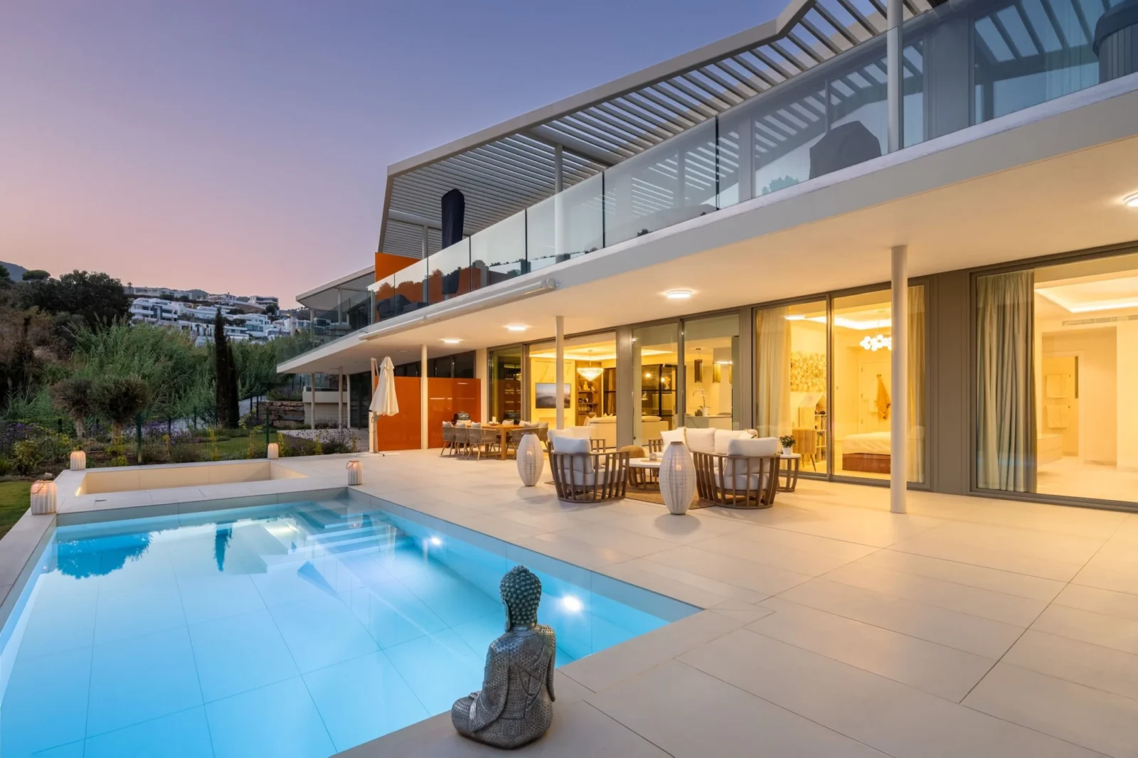 Luxury 3 Bedroom Apartment with Private Pool and Panoramic Sea Views in Reserva del Higuerón – photo 18