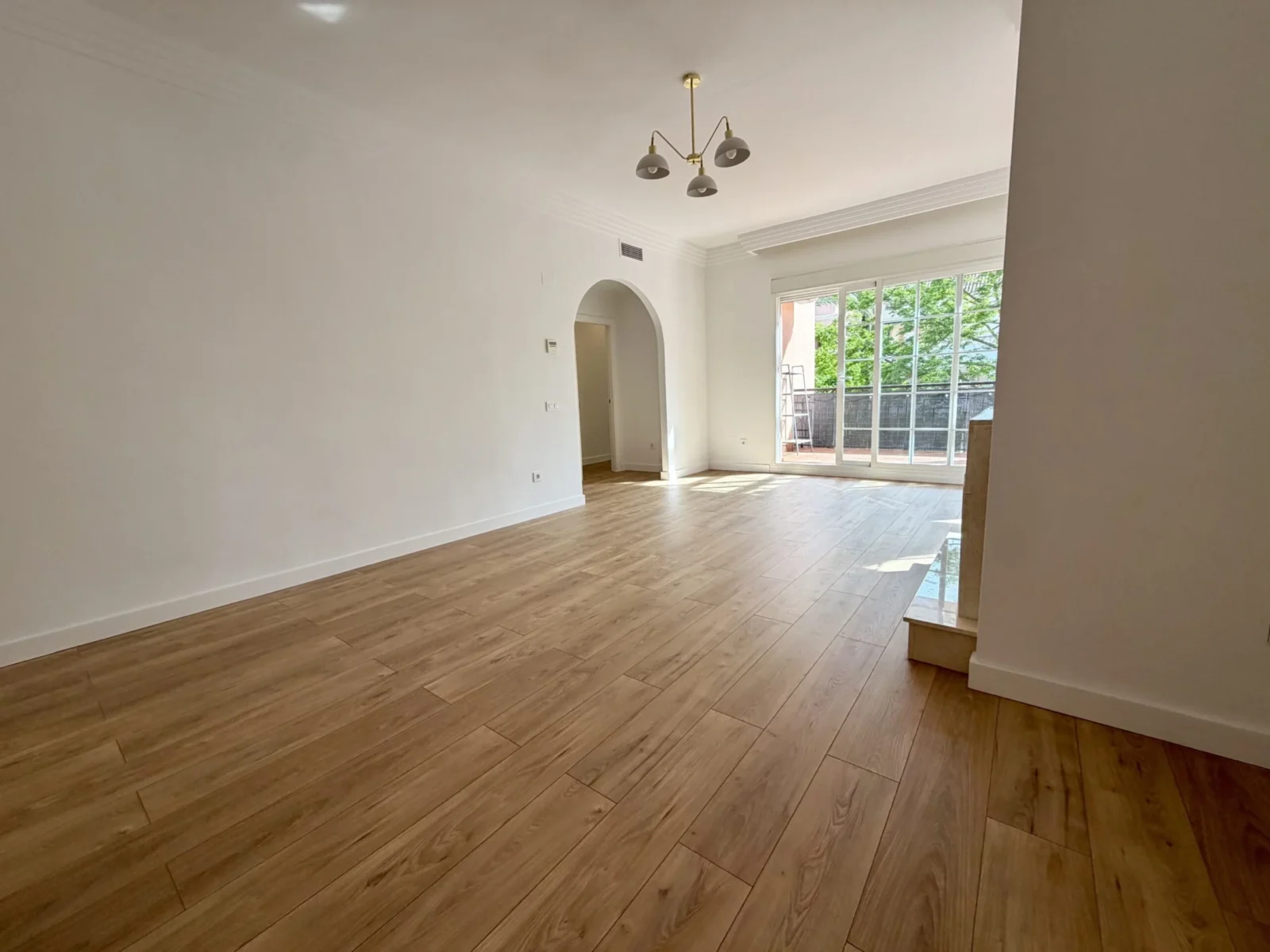 Spacious Top-Floor Apartment with Wraparound Terrace in River Garden, Nueva Andalucía – photo 5