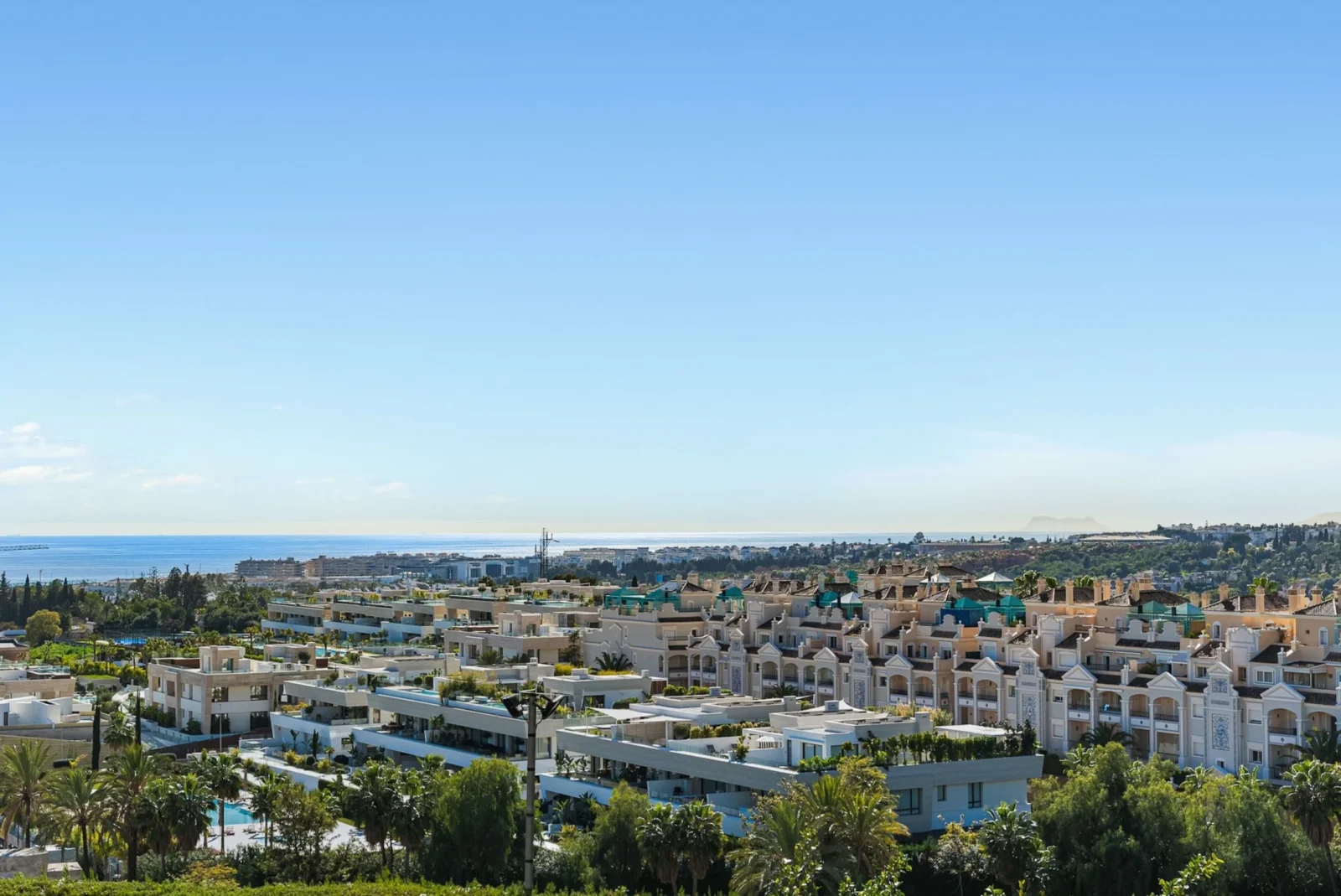 Luxury Sea View Apartment for Sale on Marbella Golden Mile | Maison Amani – photo 35