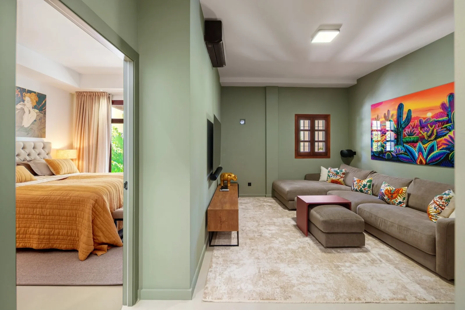 Luxury Beachside Townhouse for Sale on Marbella’s Golden Mile with Rooftop Sea Views – photo 28
