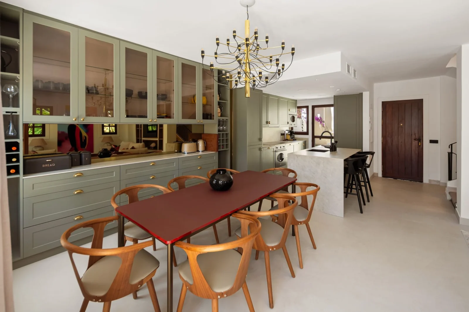 Luxury Beachside Townhouse for Sale on Marbella’s Golden Mile with Rooftop Sea Views – photo 23