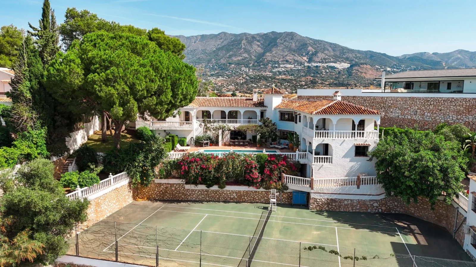 Luxury Family Villa with Panoramic Sea Views, Private Tennis Court & Guest Apartment in Sierrezuela, Mijas Costa – photo 28