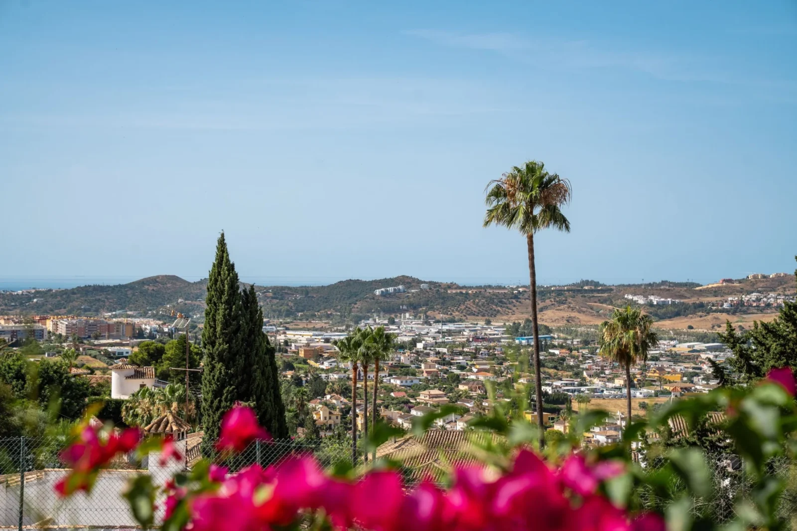 Luxury Family Villa with Panoramic Sea Views, Private Tennis Court & Guest Apartment in Sierrezuela, Mijas Costa – photo 31