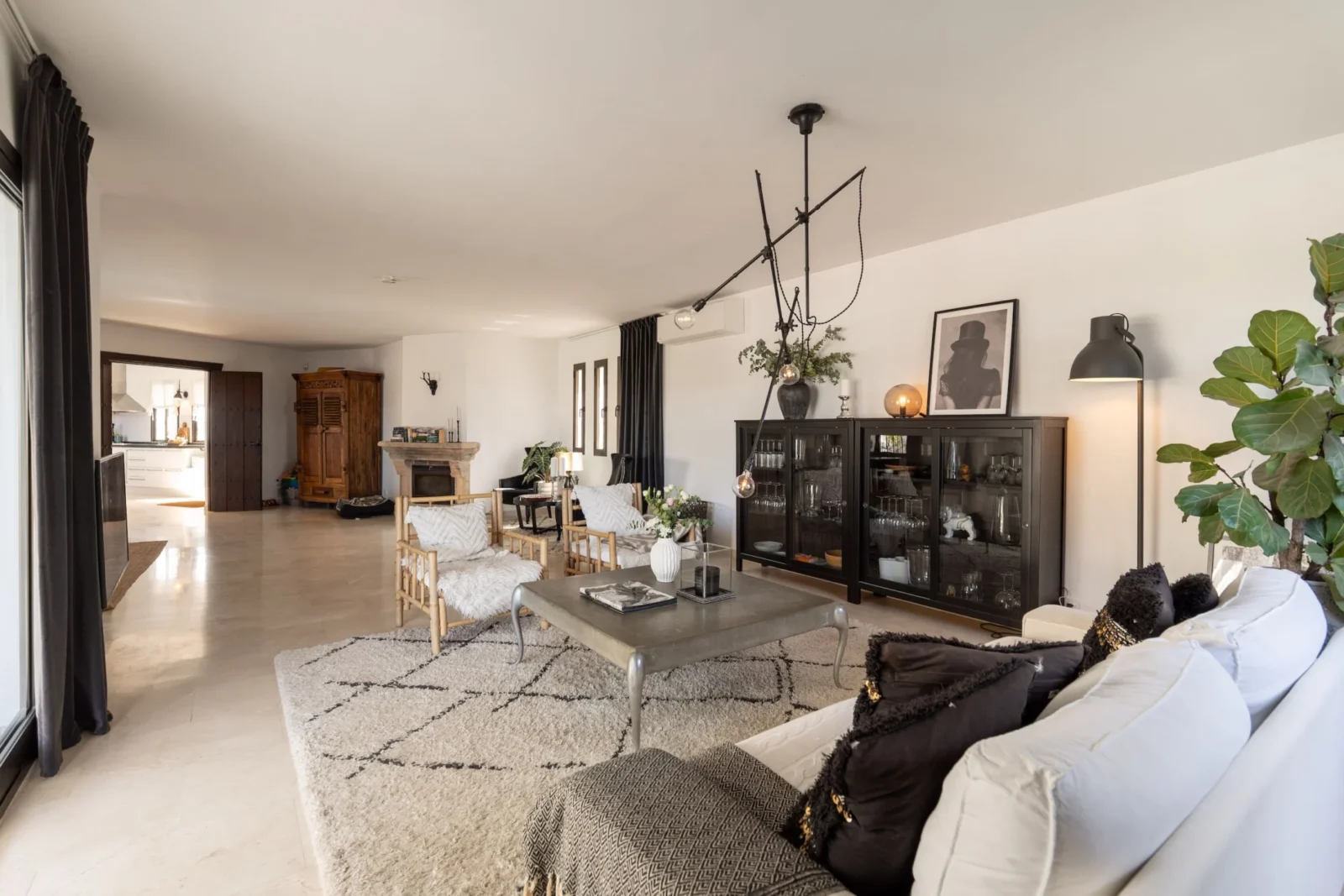 Luxury Family Villa with Panoramic Sea Views, Private Tennis Court & Guest Apartment in Sierrezuela, Mijas Costa – photo 16